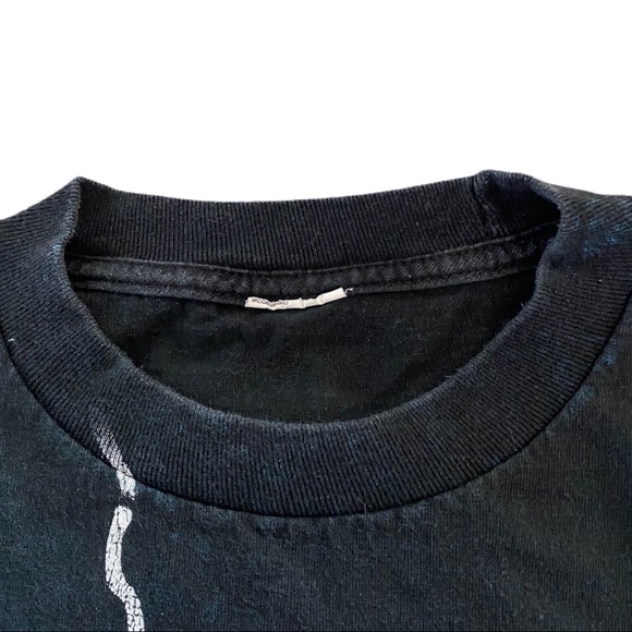 SUPER DOPE 90s Metallica ‘Ride the Lightning’ tee. - Picture 3 of 3